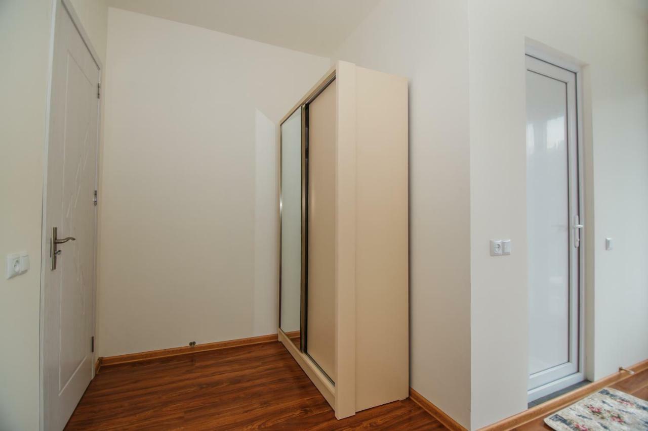 גוניו Hotel Ararat מראה חיצוני תמונה